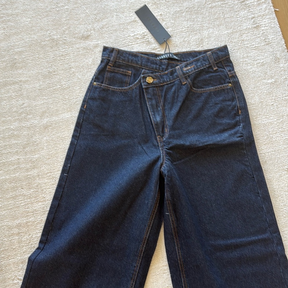 Brand new Xs Lioness Jeans
